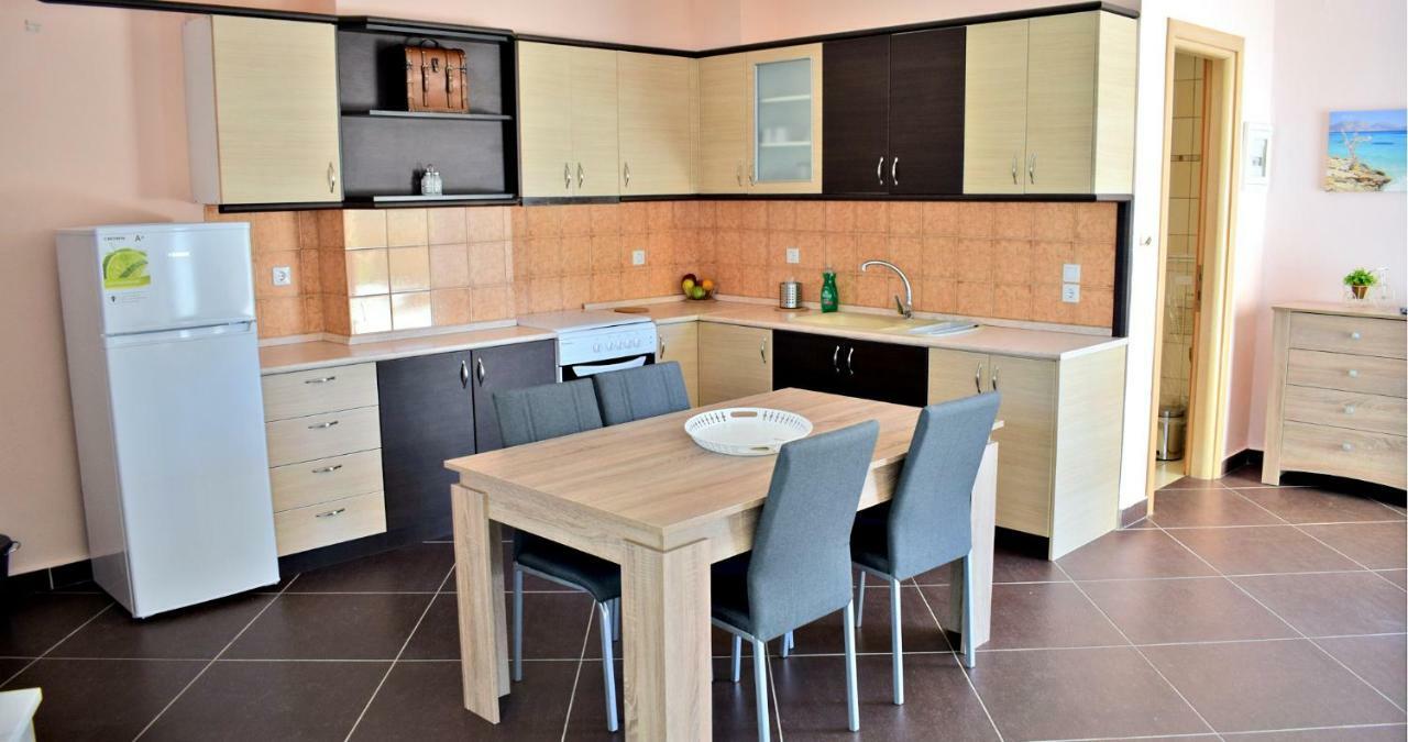 Villa Lily Skala Rachoni  Extérieur photo