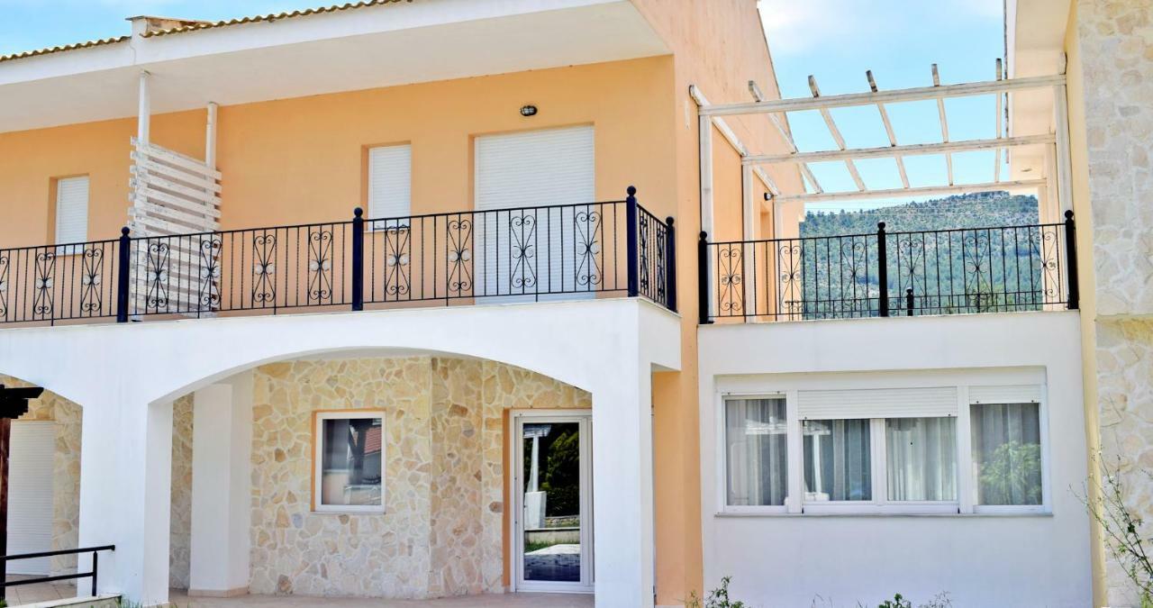 Villa Lily Skala Rachoni  Extérieur photo
