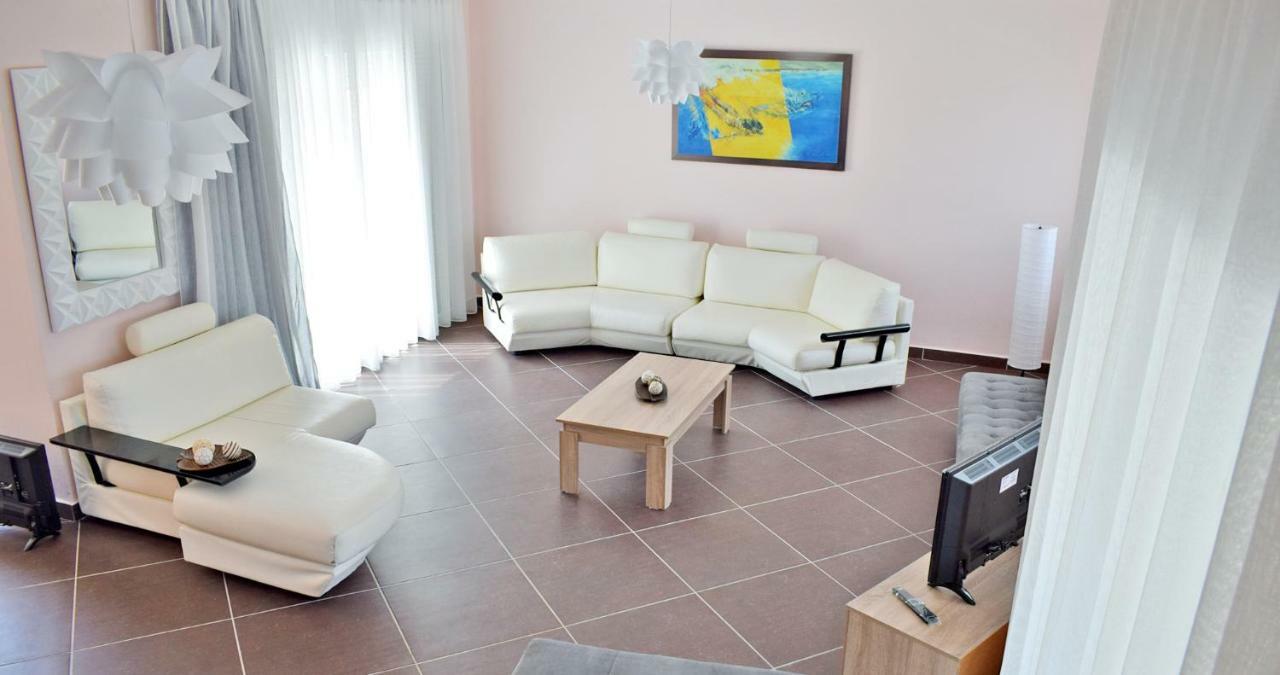 Villa Lily Skala Rachoni  Extérieur photo